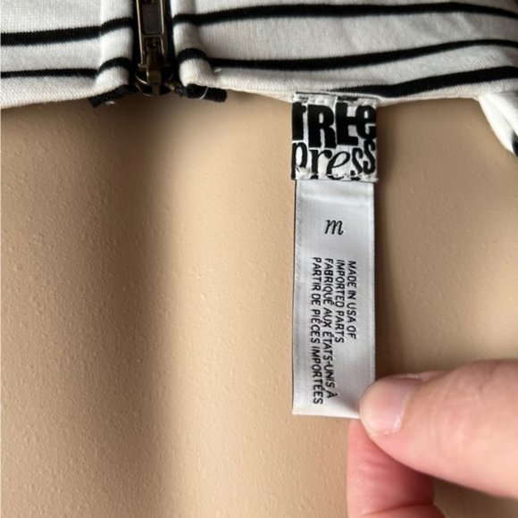 Free Press Cropped Tank Top Size Medium - Picture 3 of 4